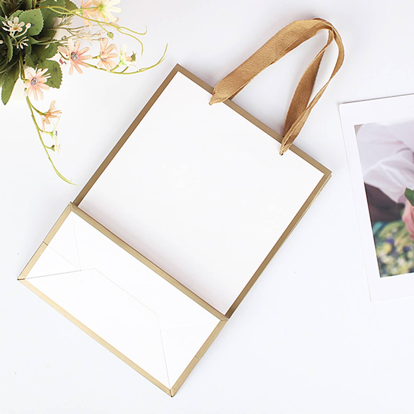 White with Gold border gift bag w/ free tissue