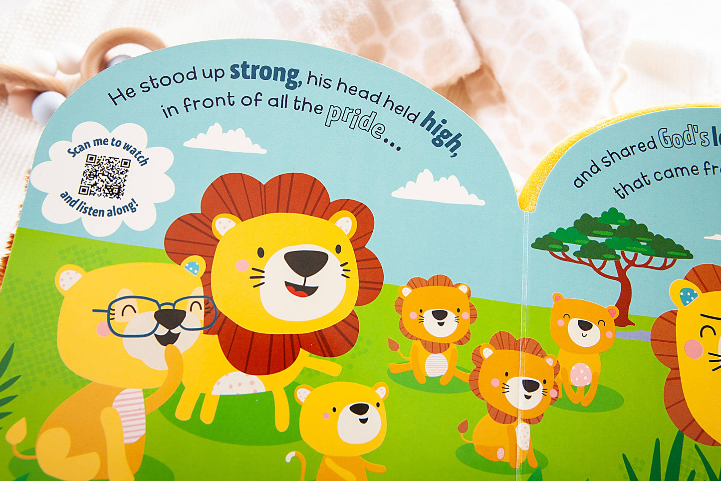 Squish and Snugg: Lion (Easter Basket Ideas - Plush Book)
