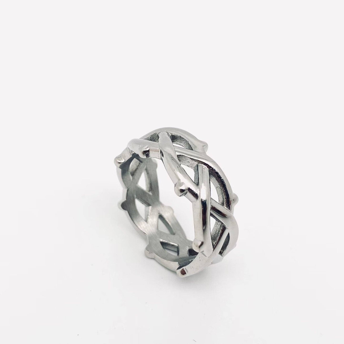 Thorn-shaped Ring