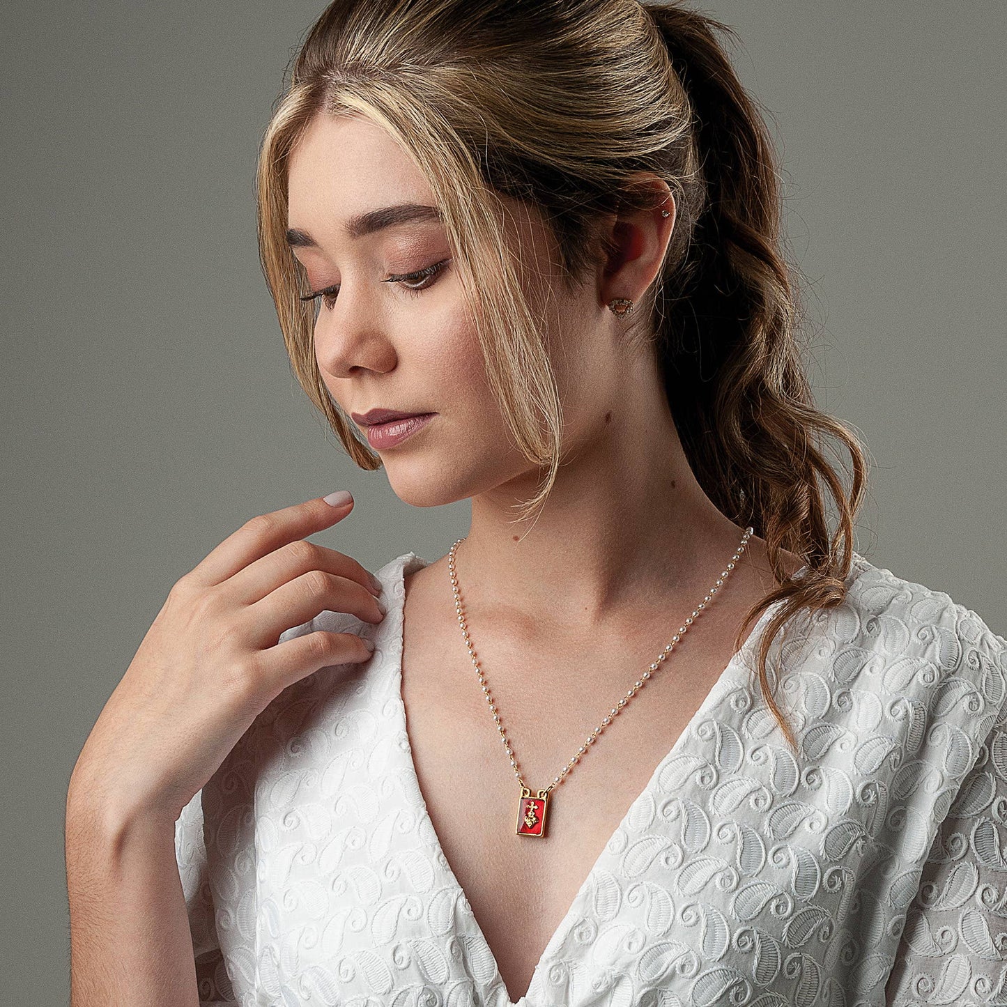 Pearl Scapular