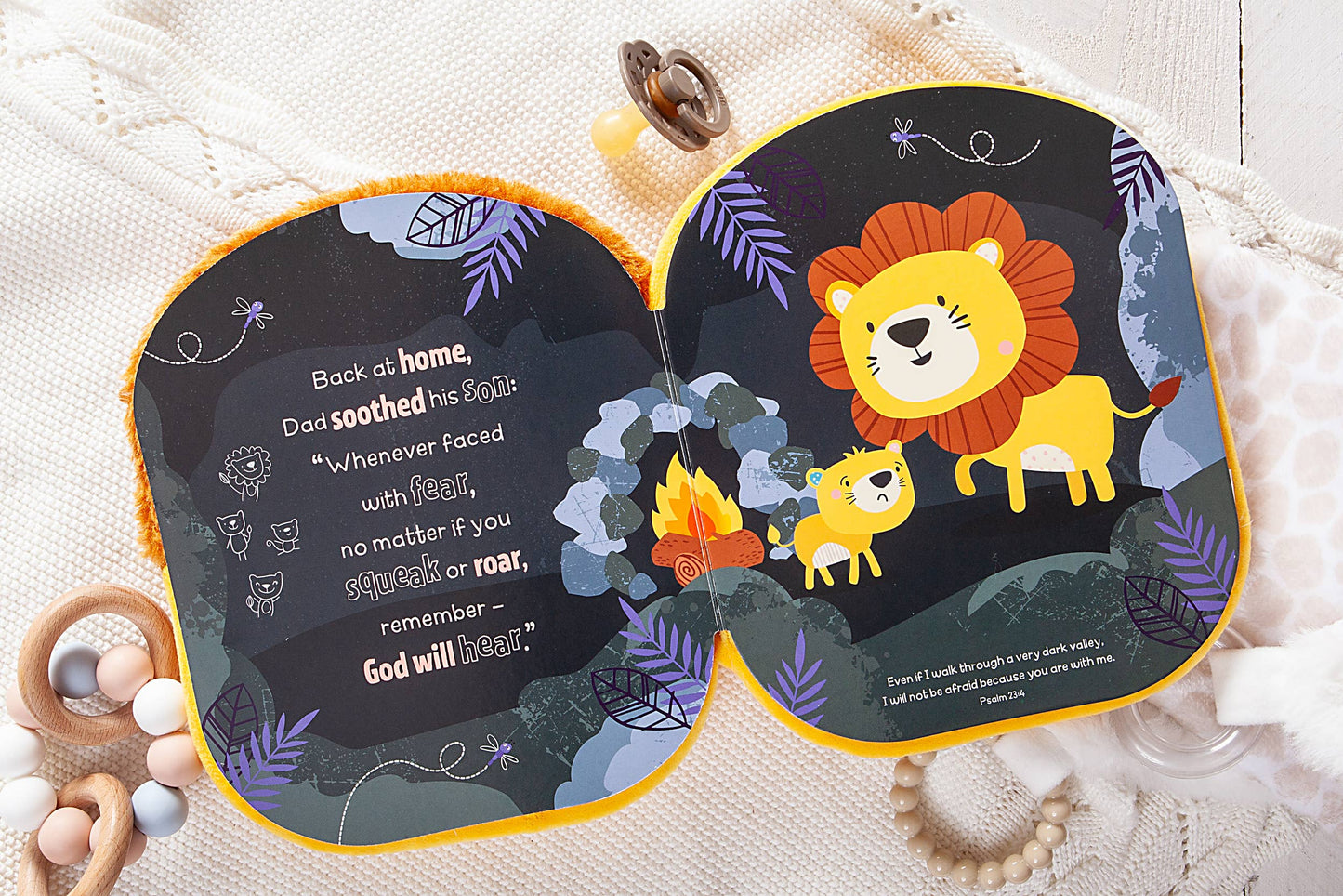 Squish and Snugg: Lion (Easter Basket Ideas - Plush Book)