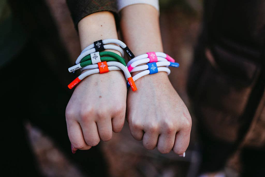 MOVE MOUNTAINS Bracelet, Christian Cord Bracelet