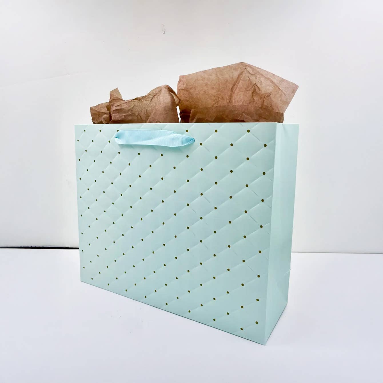 Tiffany Blue Dot Wavy Surface gift bag w/ tissue