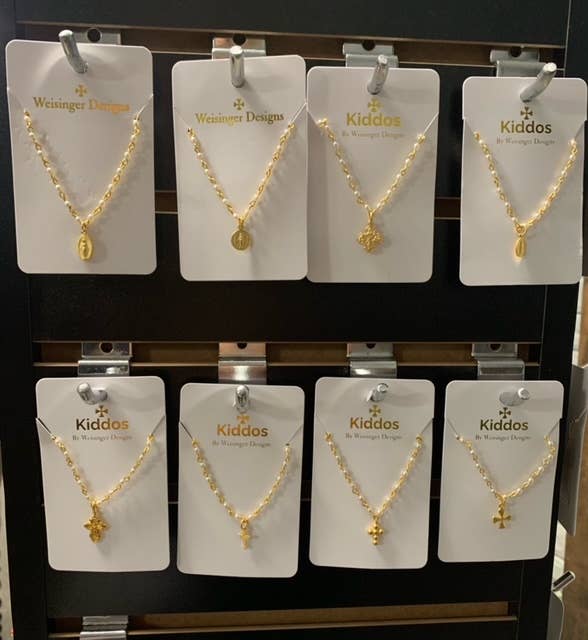 N102MARY2 CLASS PEARL 2MM ROSARY CHAIN MARY NECKLACE