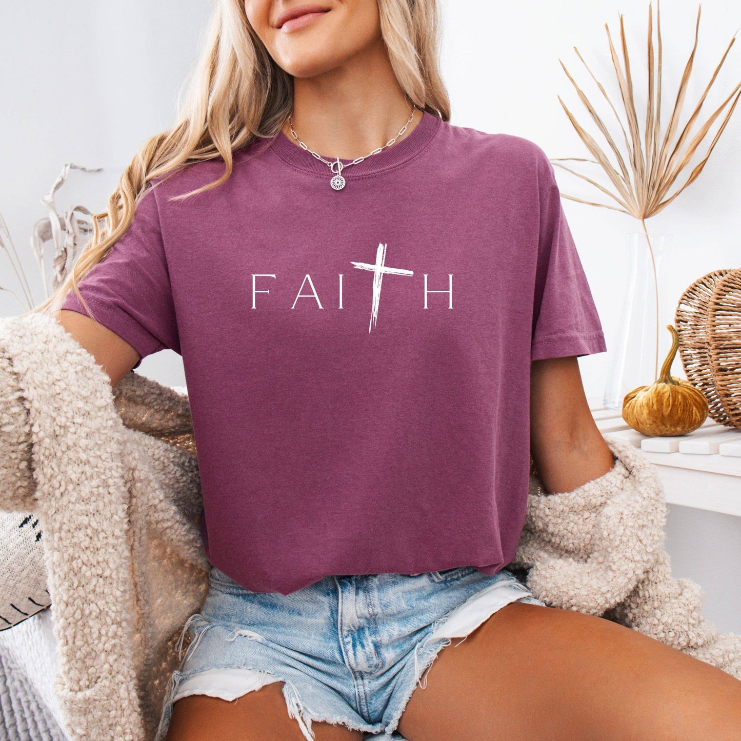Faith Tee - Christian Western Graphic Tee - Fall Tee