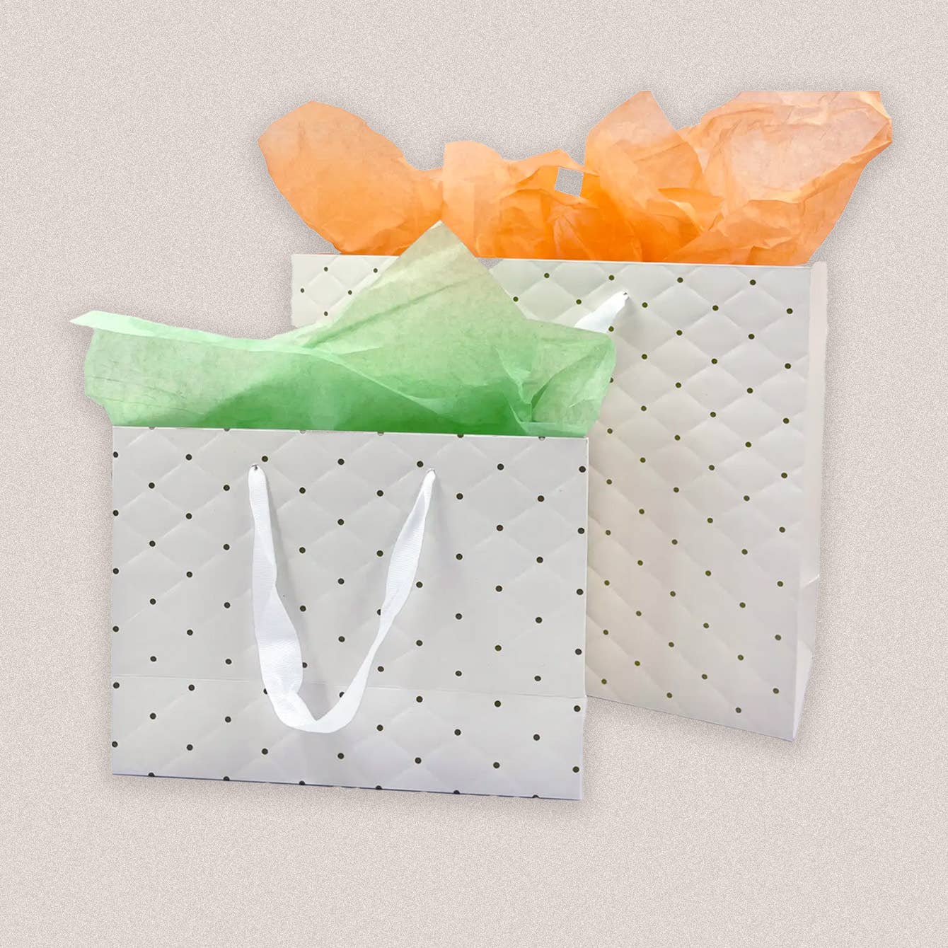 ivory dot wavy surface gift bag w/ tissue