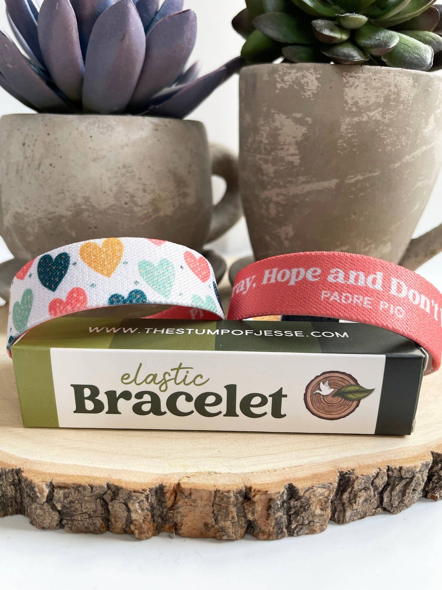 Padre Pio | Reversible Elastic Bracelet
Catholic Gift