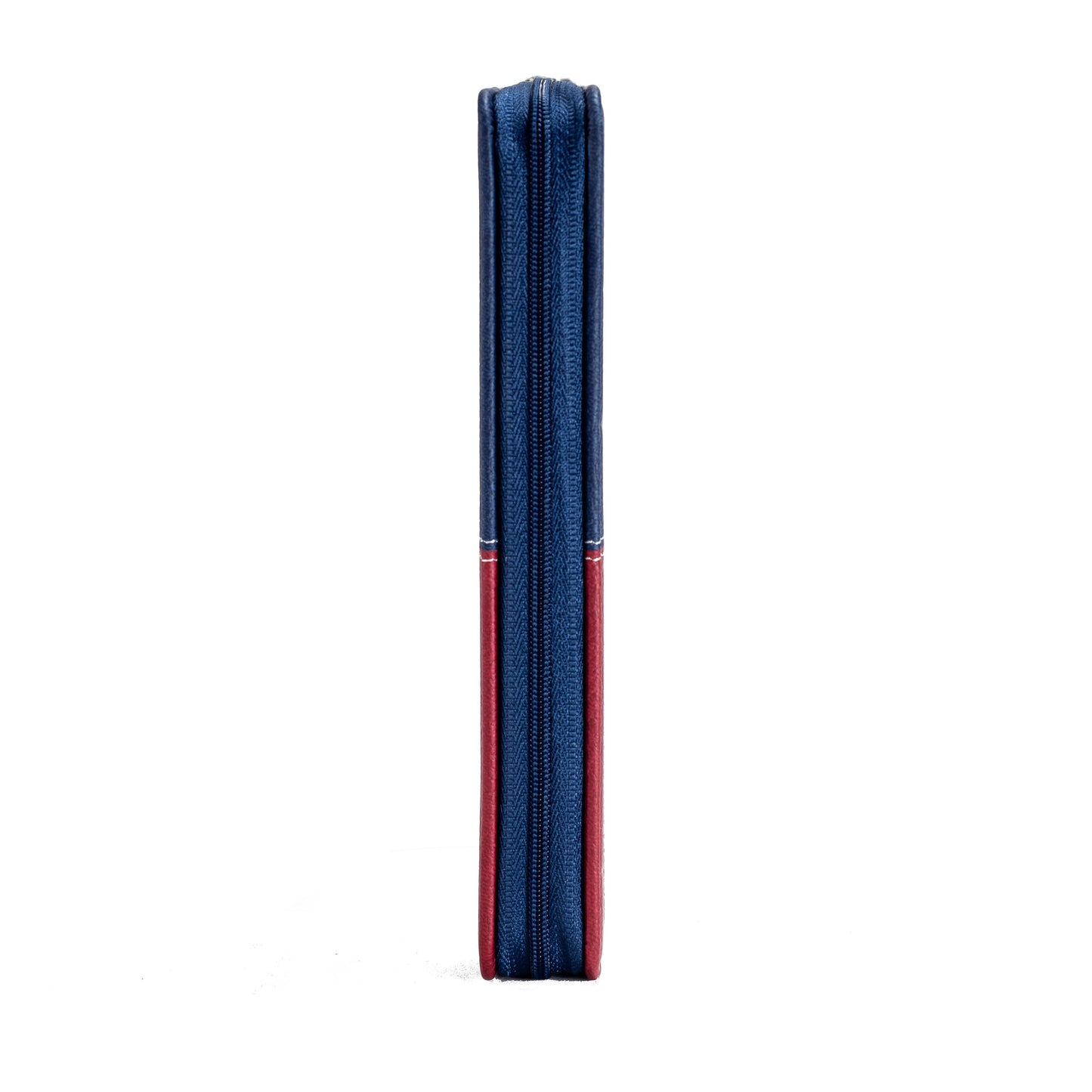 Divine Details 2020: Zippered Journal: US Flag Stand Firm