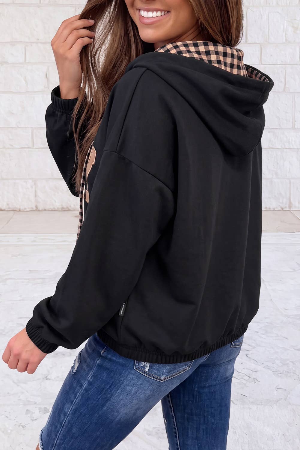 PRAY Letter Graphic Plaid Contrast Drawstring Hoodie