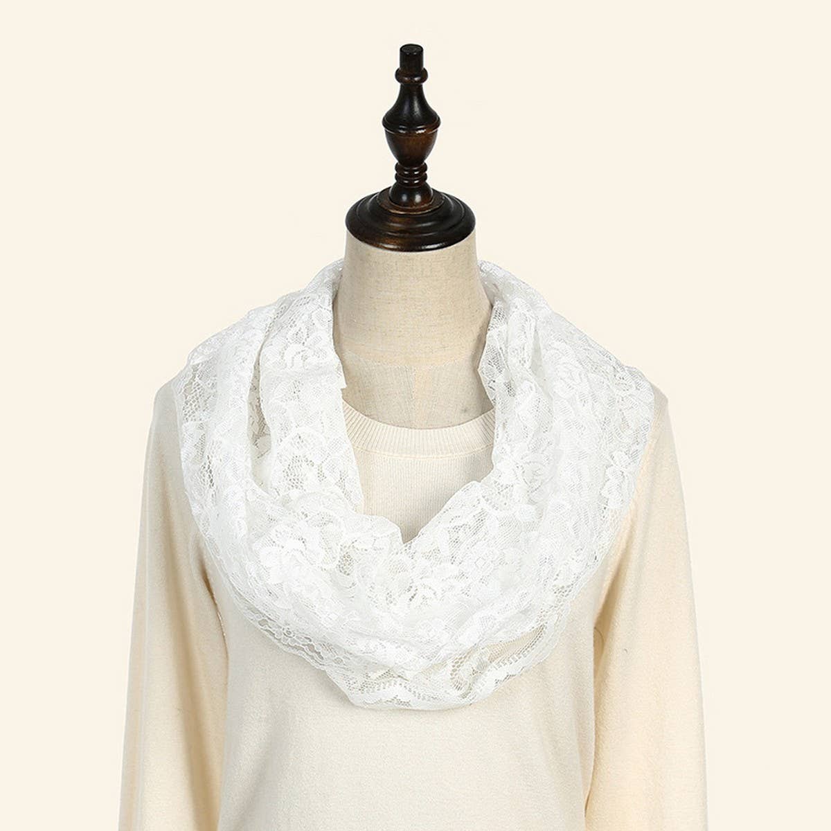 BLACK LACE LADIES VEIL
