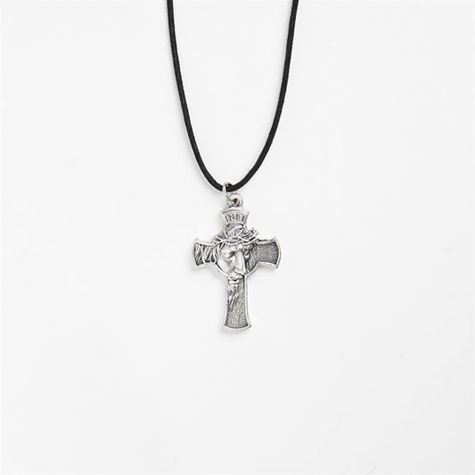 Cross / face of Christ / cord