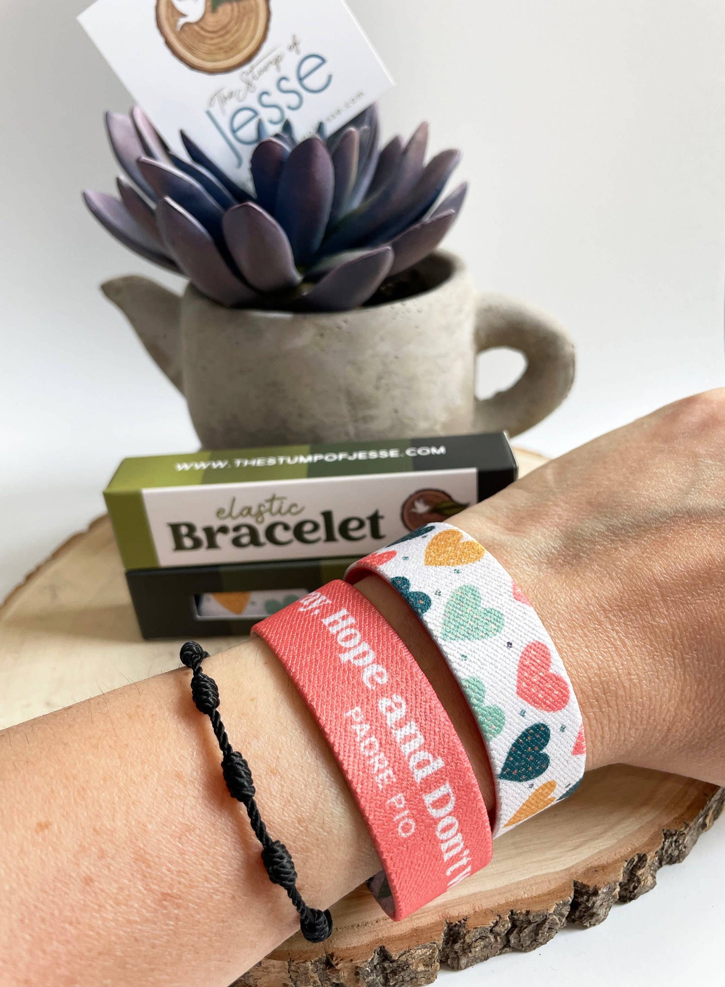 Padre Pio | Reversible Elastic Bracelet
Catholic Gift