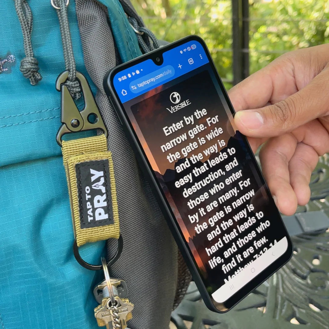 Tap To Pray™ - Tactical Carabiner Keychain GREEN