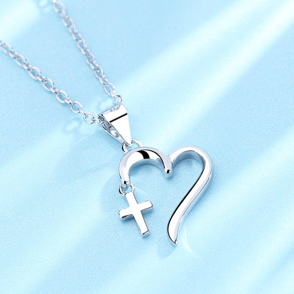 18K White Gold Faith Hope Love Cross and Heart Pendant Necklace
