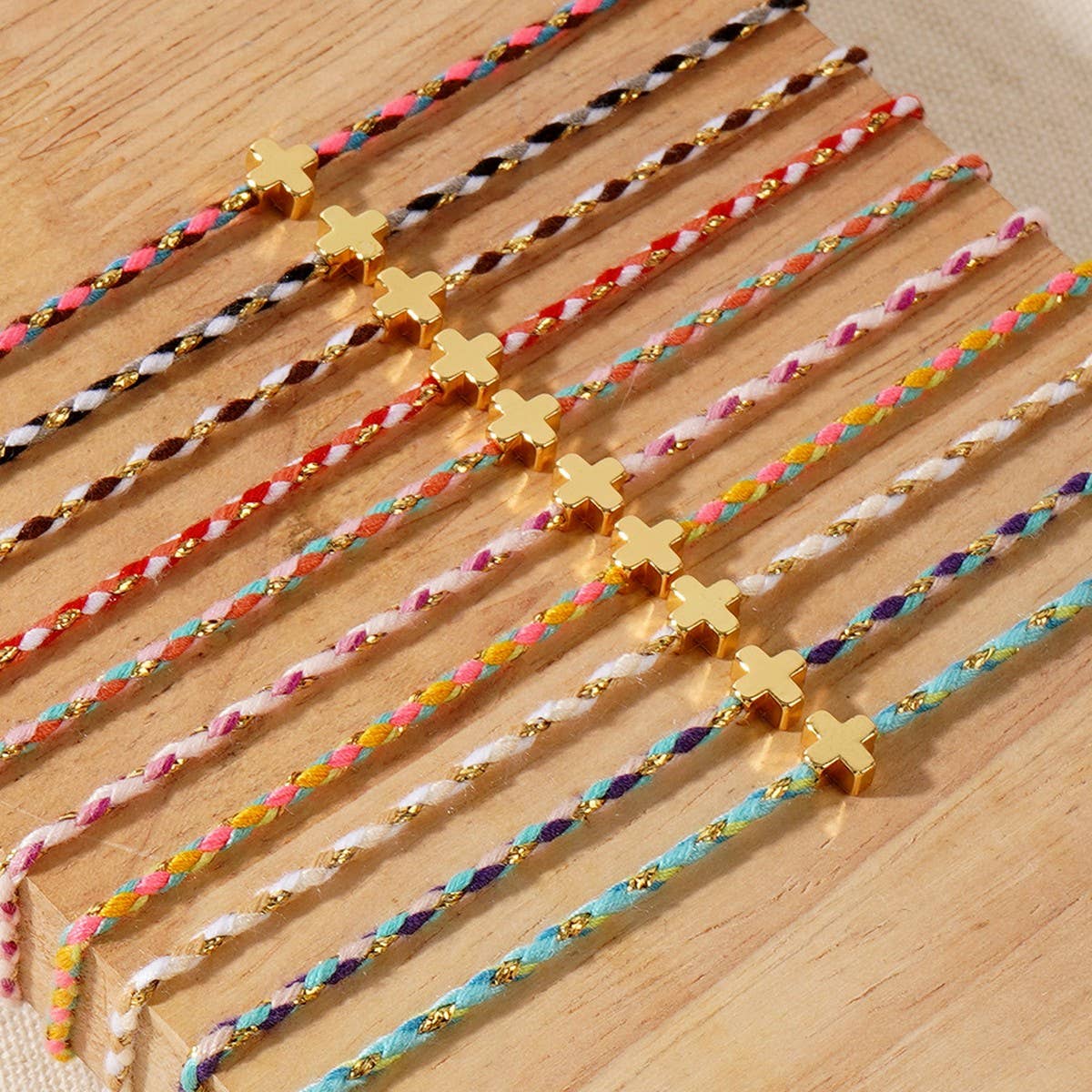 DIY HANDMADE FOUR-COLOR COTTON CROSS BRACELET_CWMM3800